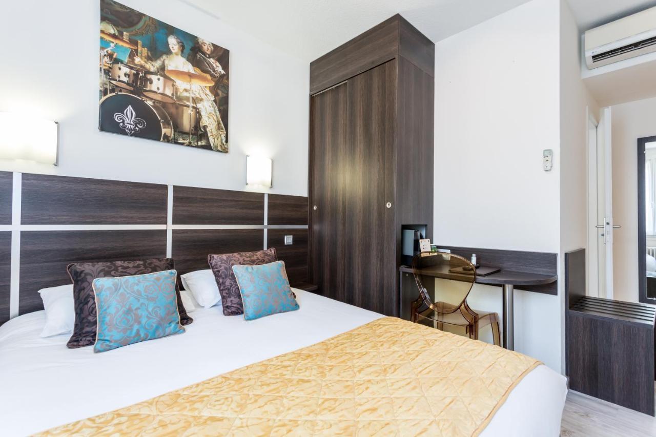 Hotel Le Centre Грама Екстериор снимка