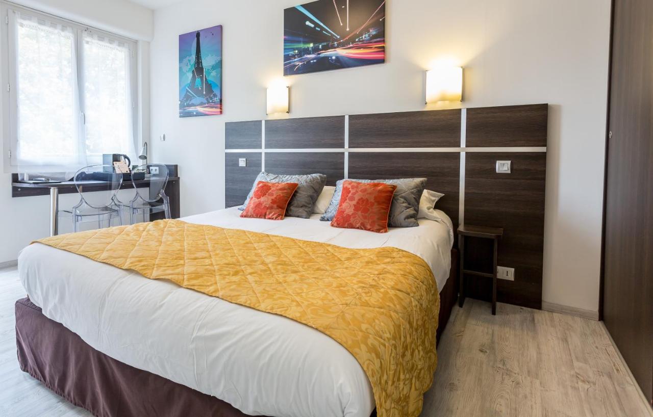 Hotel Le Centre Грама Екстериор снимка