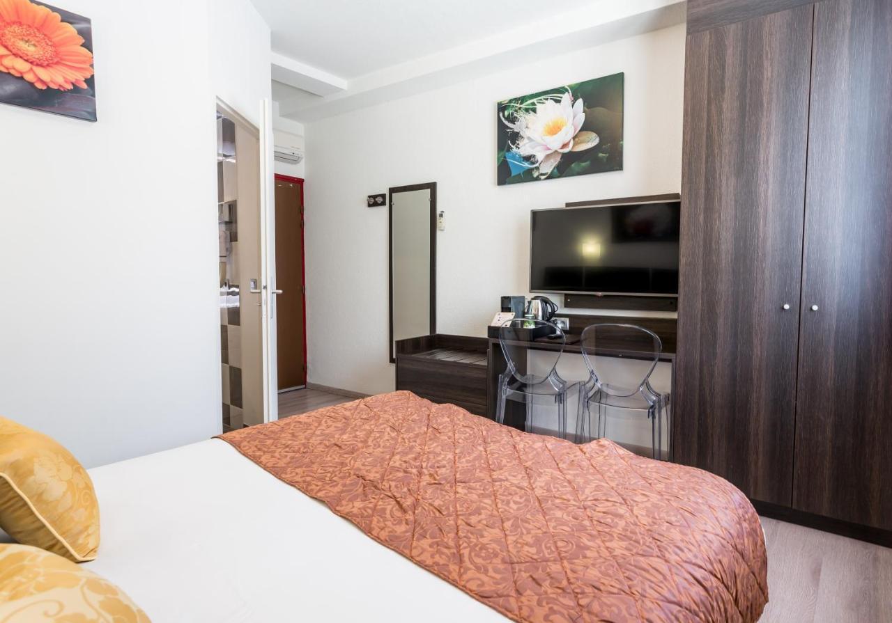 Hotel Le Centre Грама Екстериор снимка