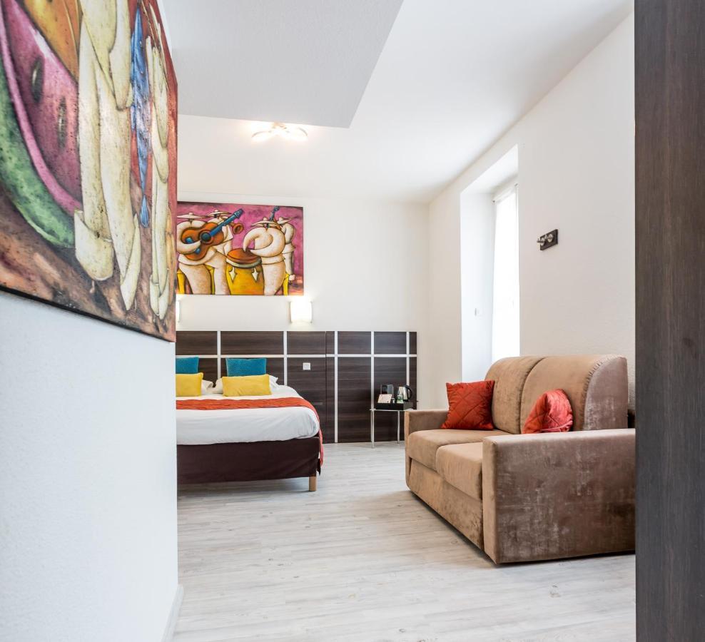 Hotel Le Centre Грама Екстериор снимка