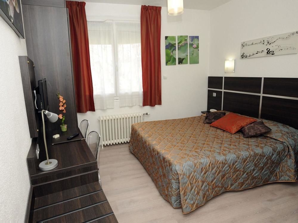 Hotel Le Centre Грама Екстериор снимка